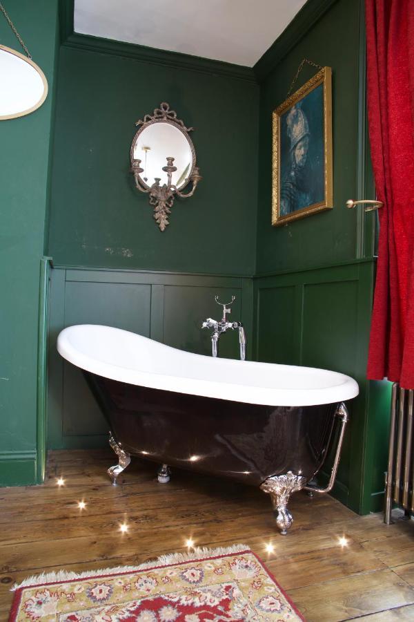 Mademoiselle'S Boutique Holiday Accommodation Whitby Exterior photo