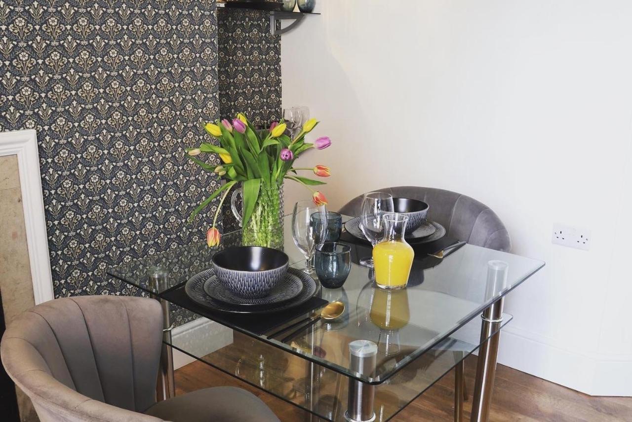 Mademoiselle'S Boutique Holiday Accommodation Whitby Exterior photo